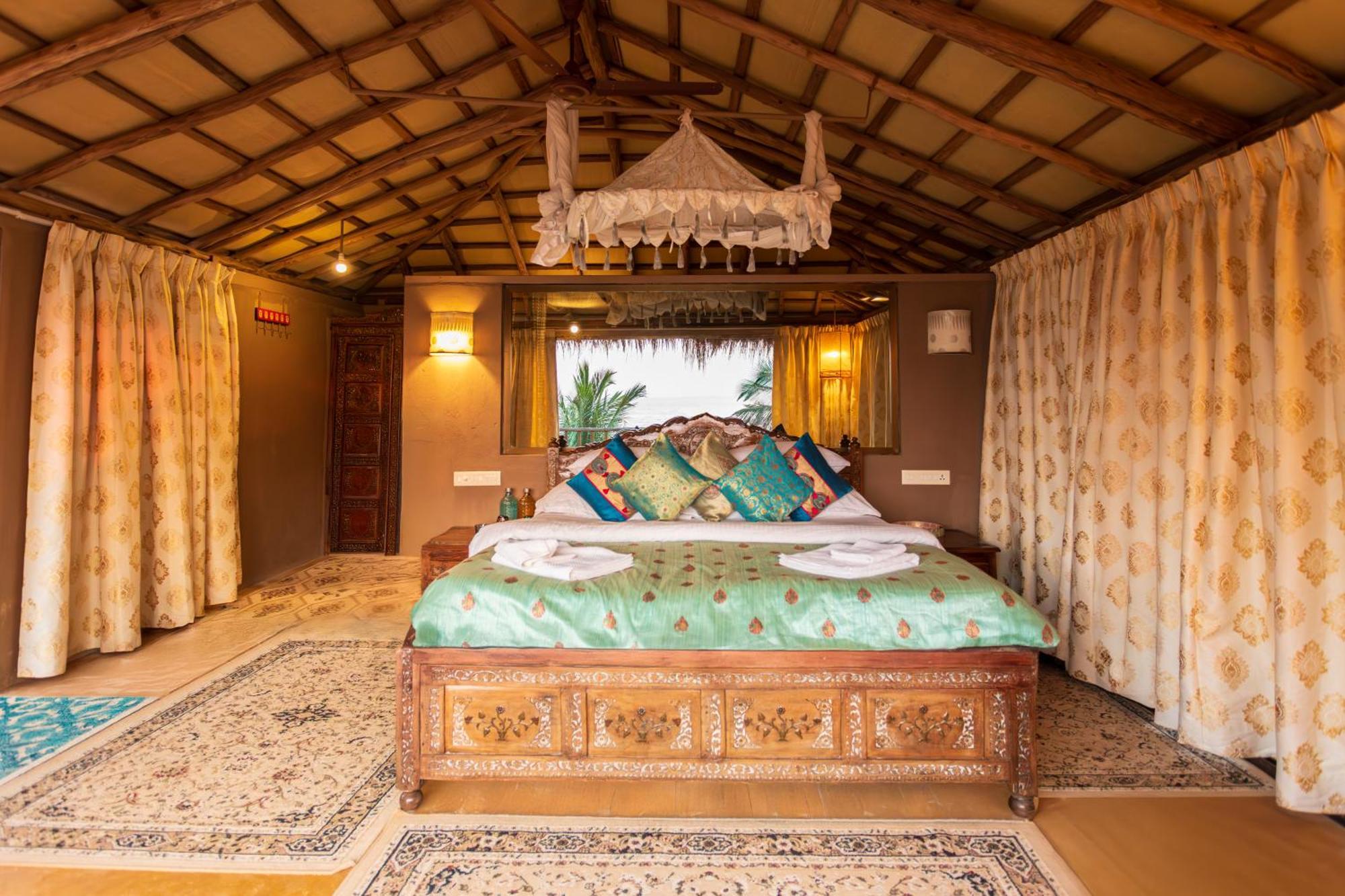 Dwarka Beach Resort Goa Cola Екстериор снимка