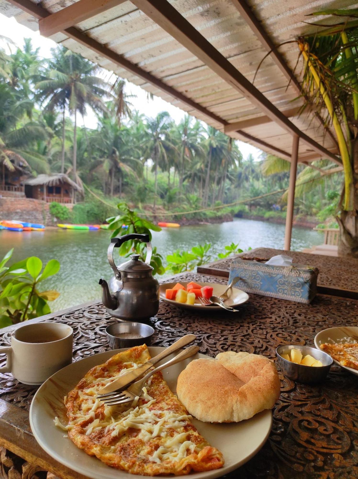 Dwarka Beach Resort Goa Cola Екстериор снимка